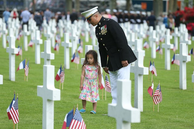The difference between Memorial Day and Veteran's Day can be confusing, since they both honor member...