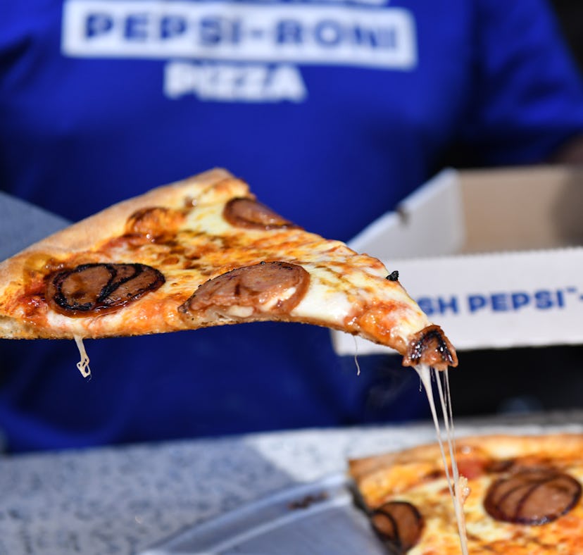 How to get Pepsi-flavored pizza and free Pepsi for the ultimate combo.