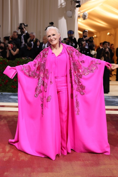 NEW YORK, NEW YORK - MAY 02: Glenn Close attends The 2022 Met Gala Celebrating "In America: An Antho...