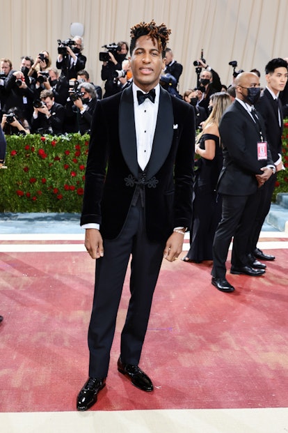 NEW YORK, NEW YORK - MAY 02: Jon Batiste attends The 2022 Met Gala Celebrating "In America: An Antho...