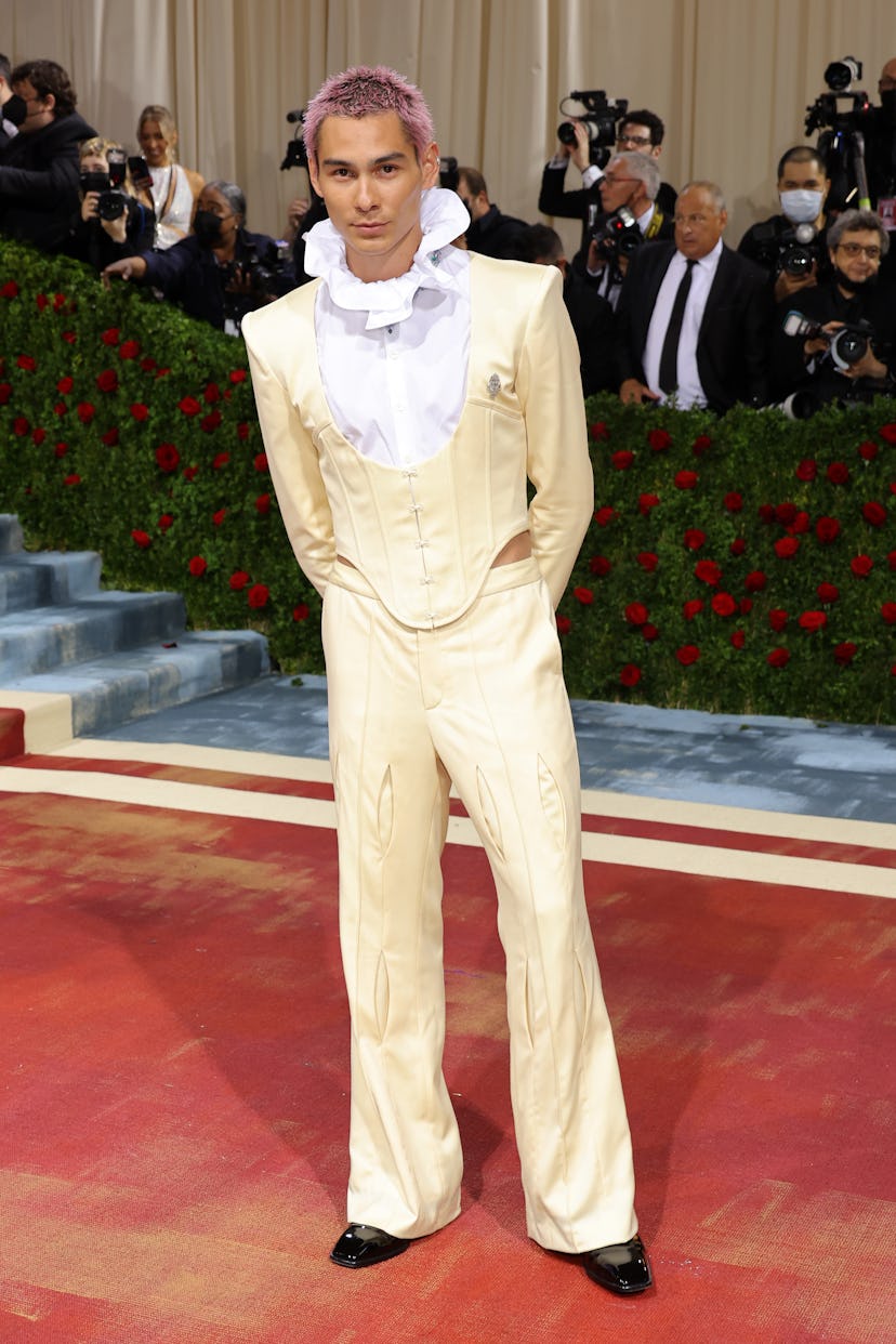 NEW YORK, NEW YORK - MAY 02: Evan Mock attends The 2022 Met Gala Celebrating "In America: An Antholo...