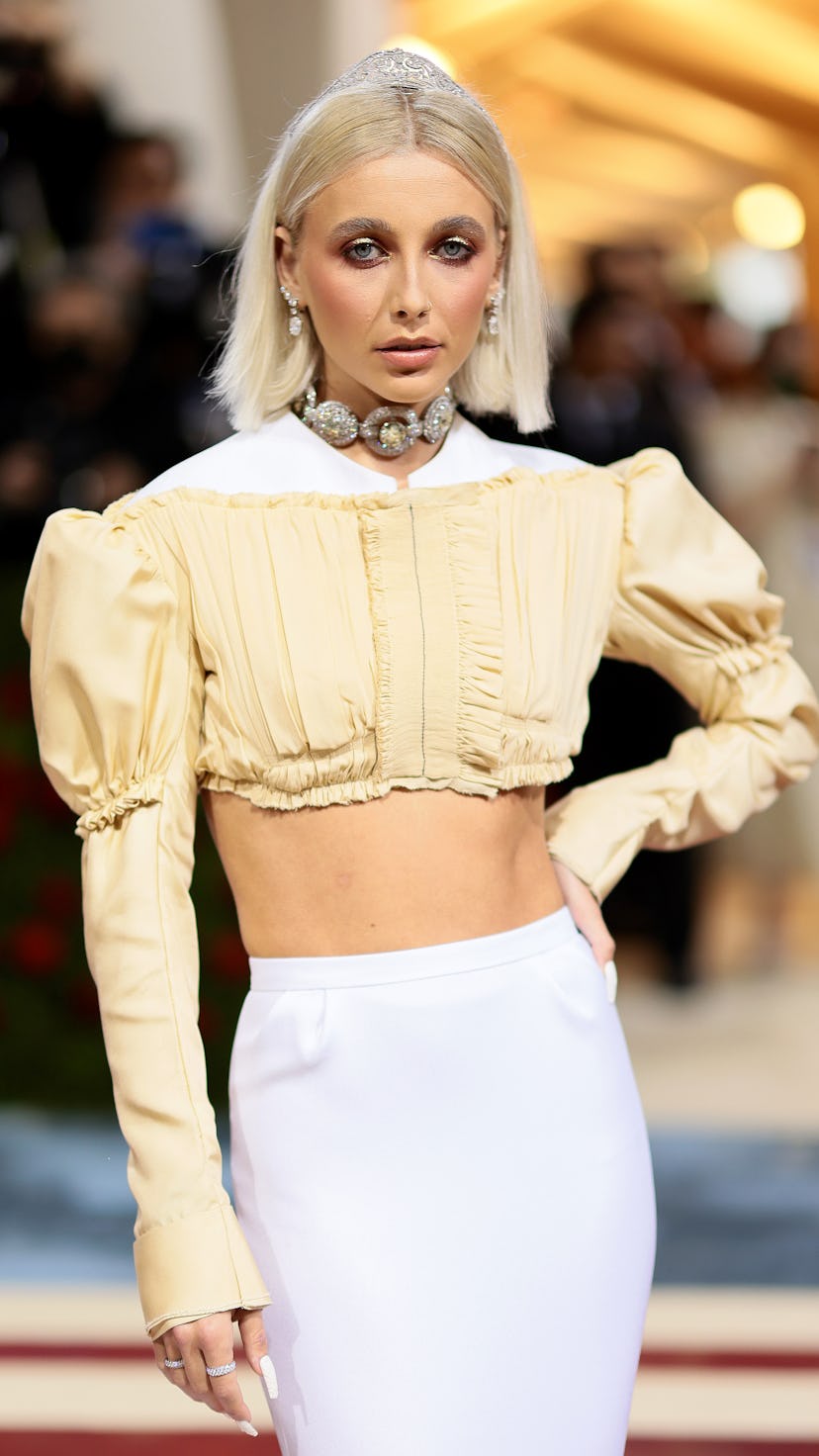 Emma Chamberlain with a blonde bob in Louis Vuitton at The 2022 Met Gala.