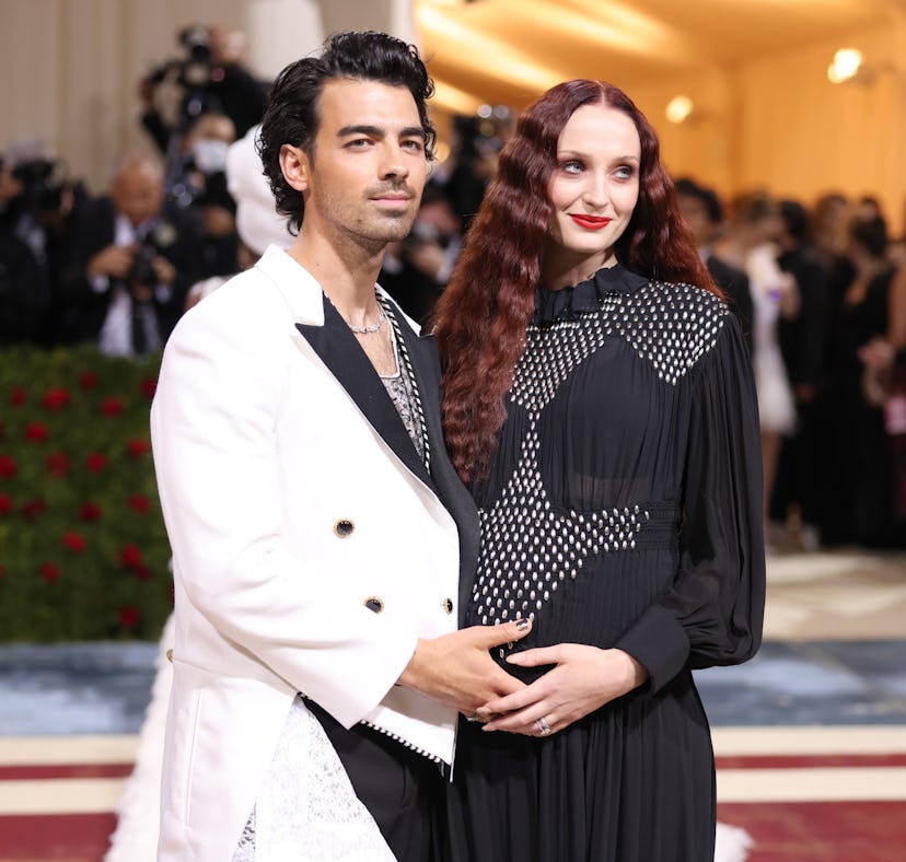 Joe Jonas and Sophie Turner looked incredible in photos from the 2022 Met Gala.