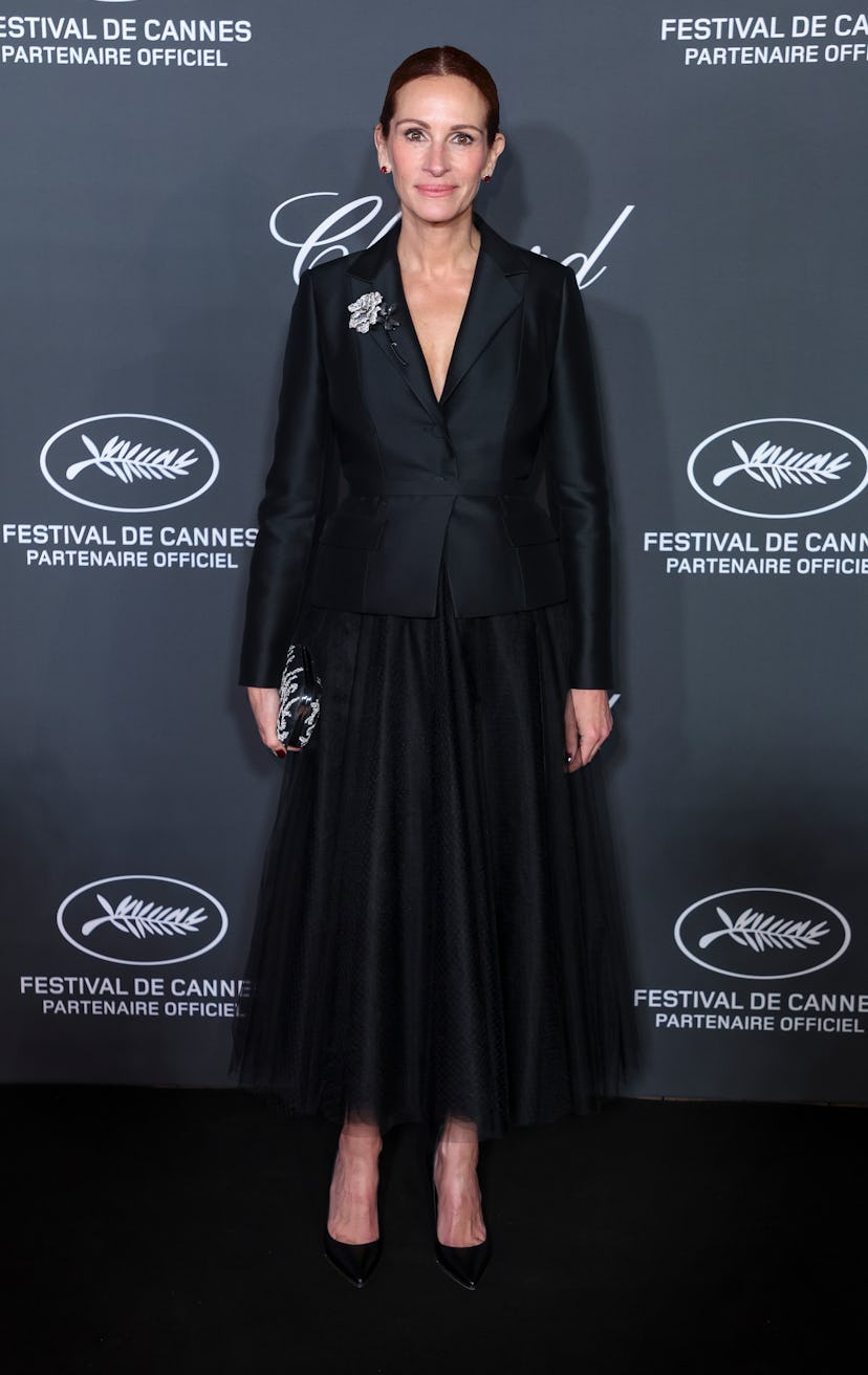 CANNES, FRANCE - MAY 19: Juila Roberts attends the photocall for the Chopard Trophy during the 75th ...