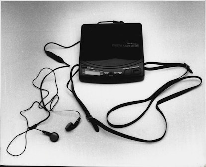 Produits pour enfants/enfants -- Lecteur de disque compact par Technics.  6 décembre 1989. (Photo de Simon Ale...