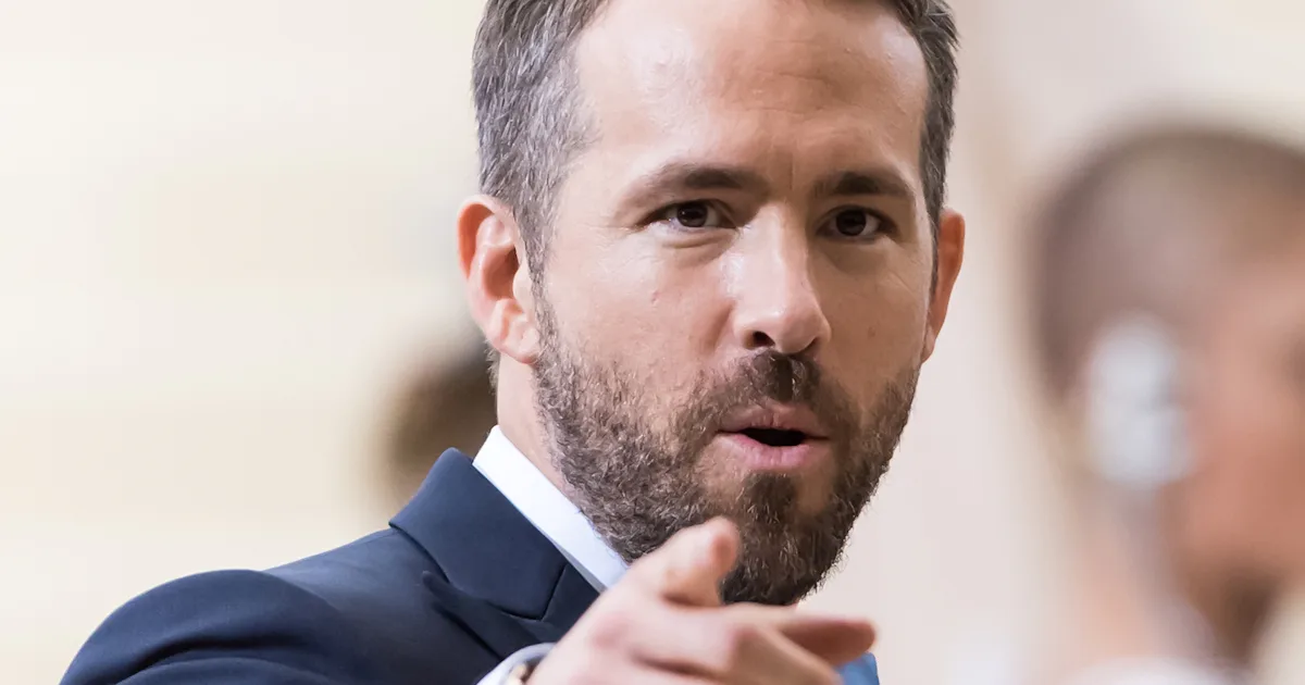 5 years ago, Ryan Reynolds made the best 'Alien' rip-off ever