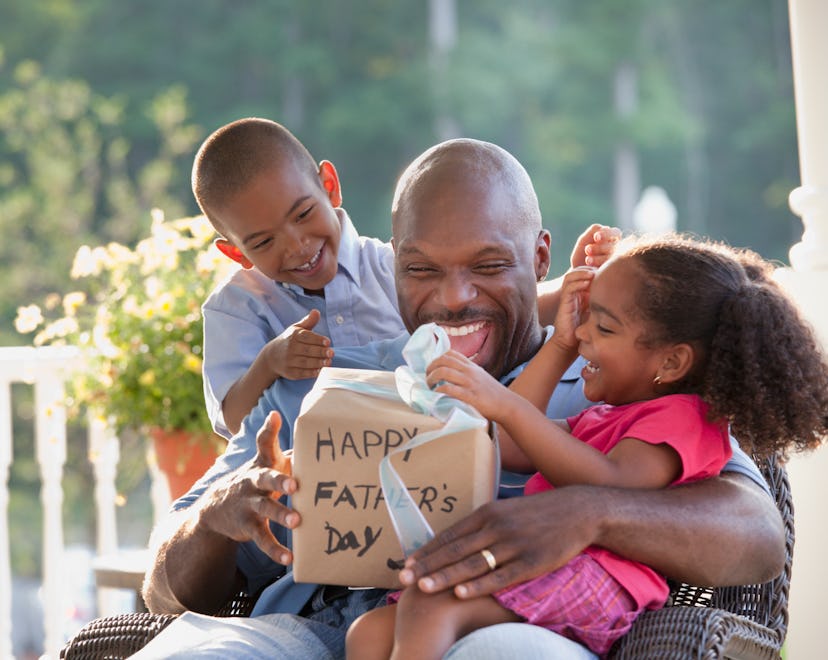 best father's day gifts for husbands, dad and his kids