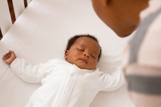 here's how to dress your baby for sleep in the summer