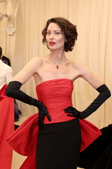 NEW YORK, NEW YORK - MAY 02: (Exclusive Coverage) Shalom Harlow arrives at The 2022 Met Gala Celebra...