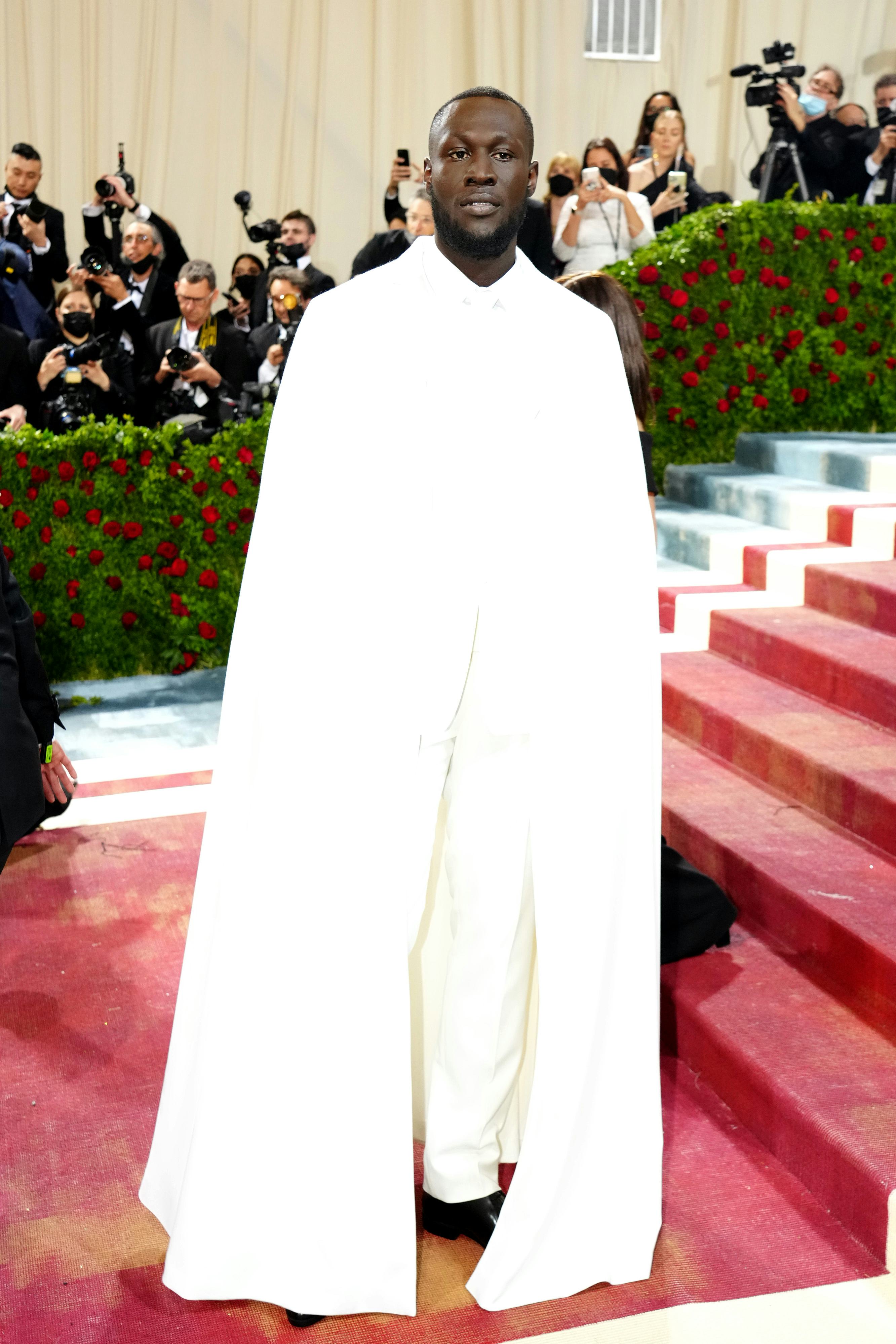 Met Gala 2022 Sophie Turner, Stormzy, & More British Celebs Who Wowed