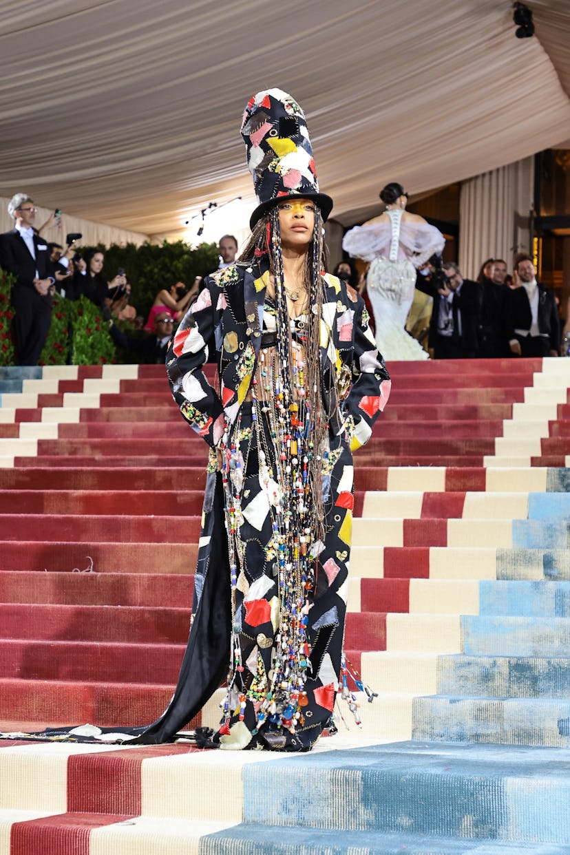 NEW YORK, NEW YORK - MAY 02: Erykah Badu attends The 2022 Met Gala Celebrating "In America: An Antho...