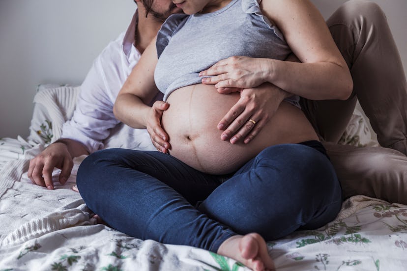 Pregnant couple sitting in bed, can you have sex with placenta previa?