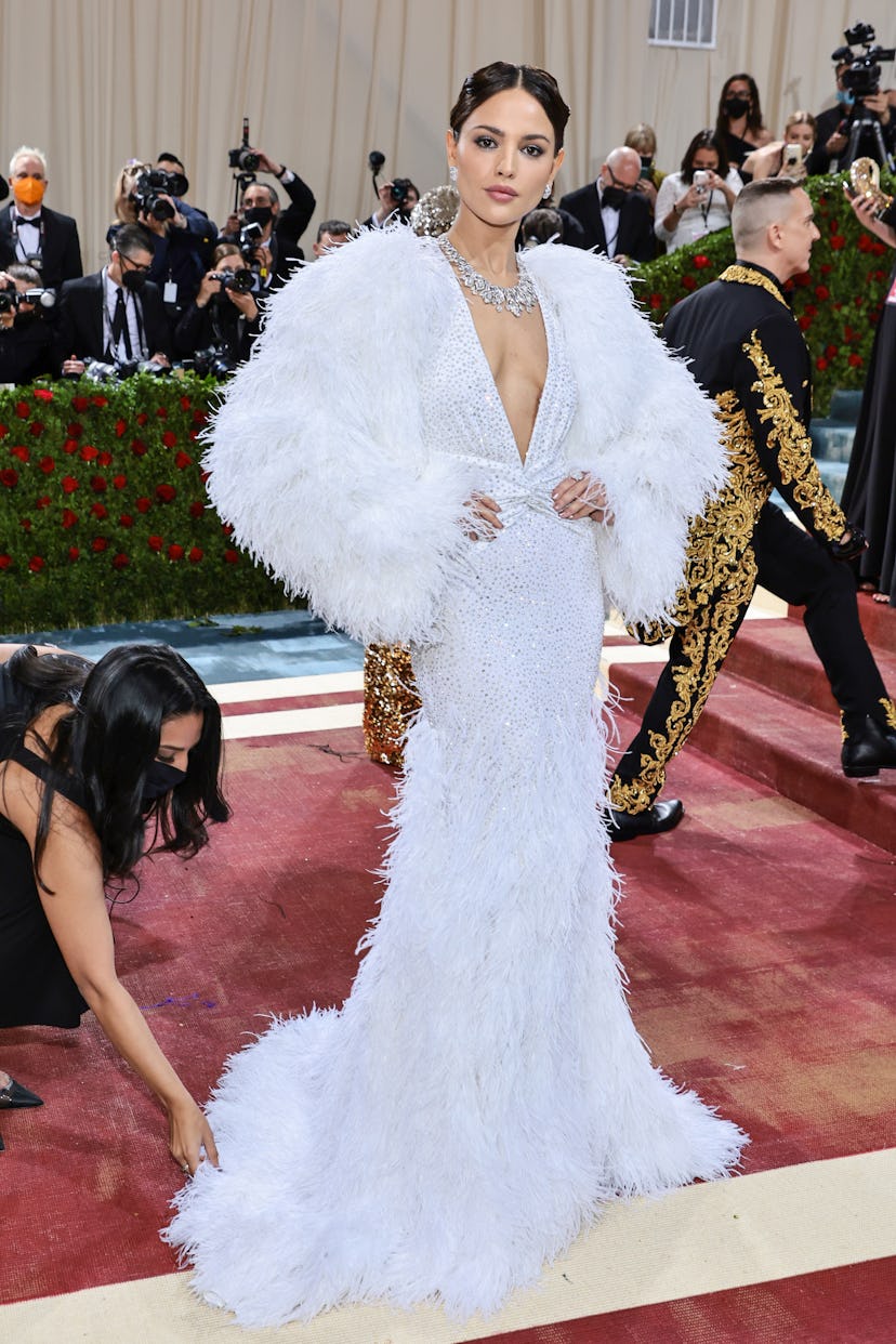 NEW YORK, NEW YORK - MAY 02: Eiza González attends The 2022 Met Gala Celebrating "In America: An Ant...