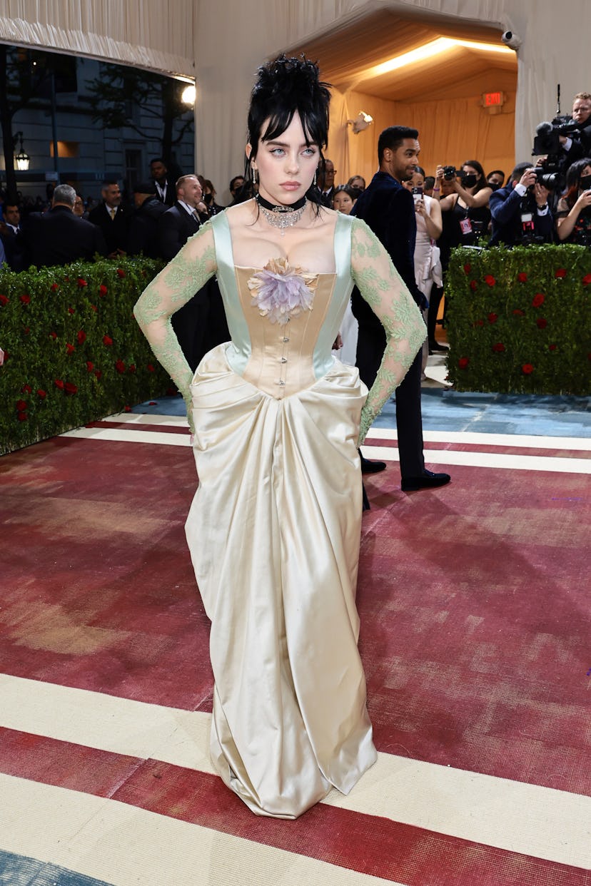 NEW YORK, NEW YORK - MAY 02: Billie Eilish attends The 2022 Met Gala Celebrating "In America: An Ant...