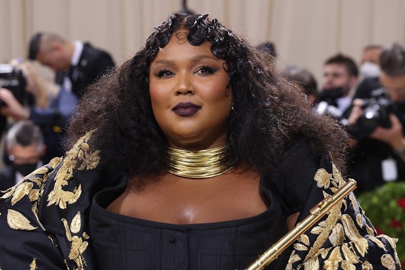 NEW YORK, NEW YORK - MAY 02: Lizzo attends "In America: An Anthology of Fashion," the 2022 Costume I...