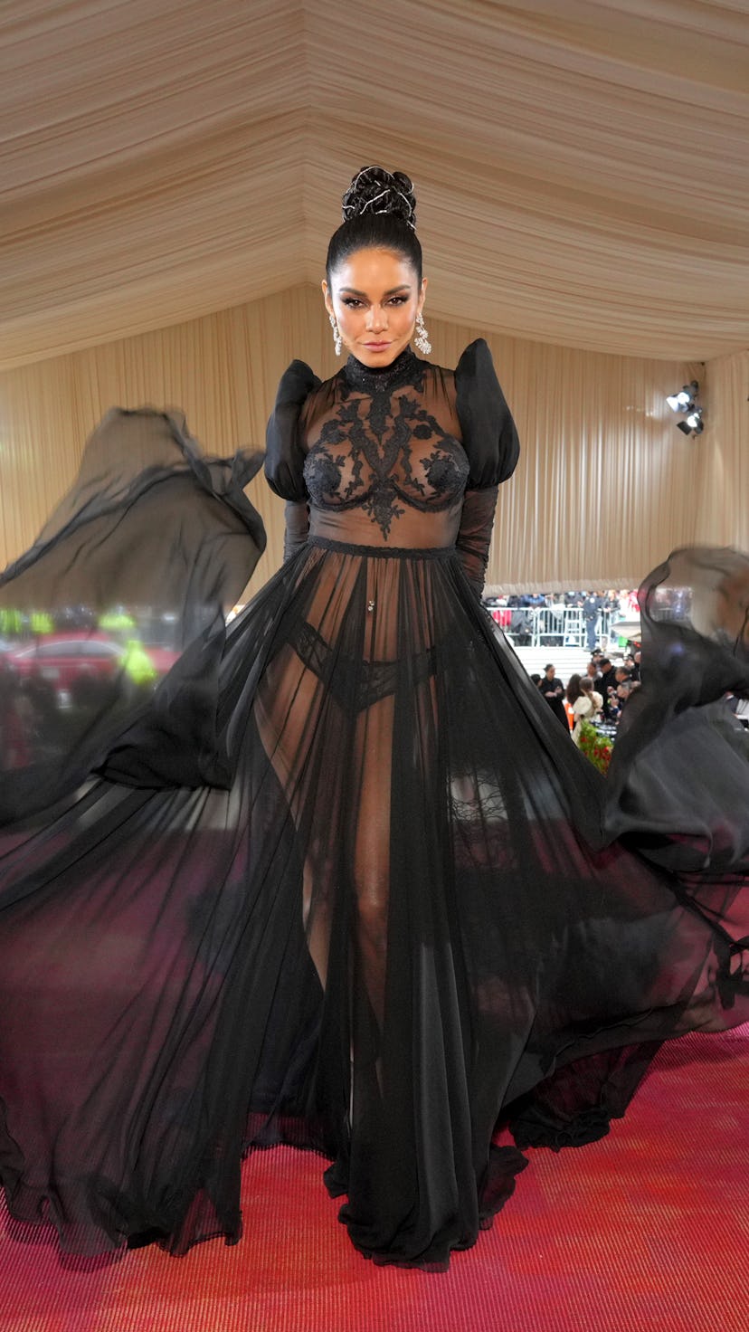 Vanessa Hudgens arrives at nearly naked at the 2022 Met Gala Celebrating "In America: An Anthology o...