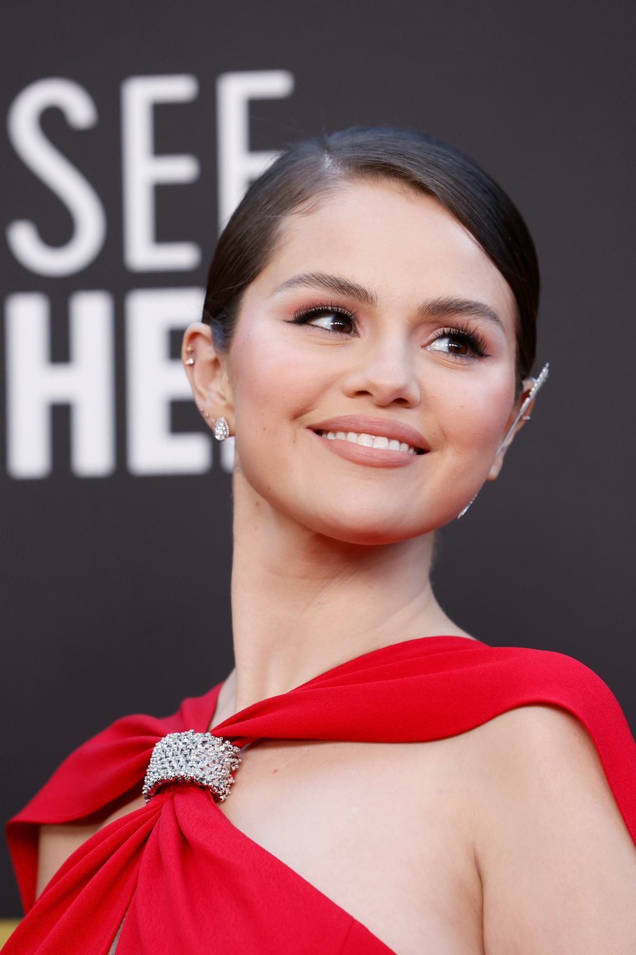 LOS ANGELES, CALIFORNIA - MARCH 13: Selena Gomez attends the 27th Annual Critics Choice Awards at Fa...