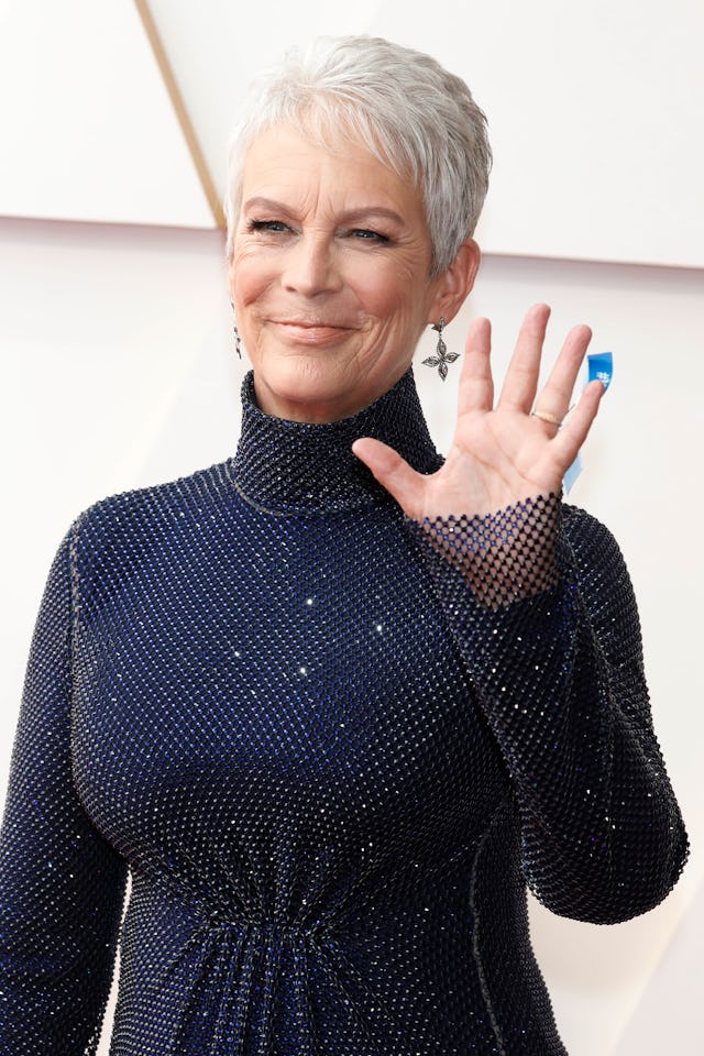  Jamie Lee Curtis’ daughter Ruby gets married in cosplay wedding.