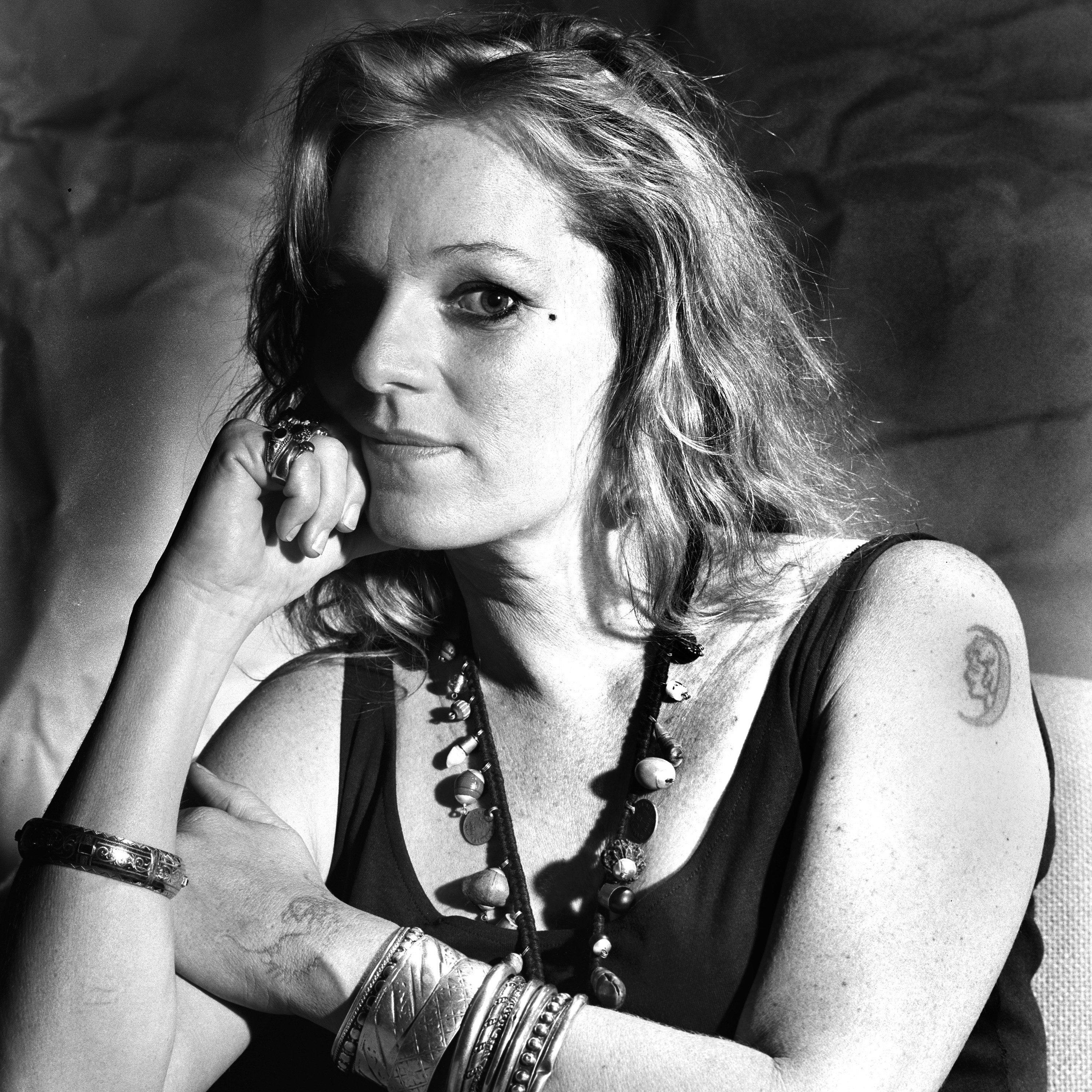 NEW YORK - FEBRUARY 1989: Novelist and actress Cookie Mueller poses for a February 1989 portrait n N...