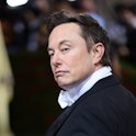 NEW YORK, NEW YORK - MAY 02: 
  Elon Musk attends The 2022 Met Gala Celebrating "In America: An Anth...