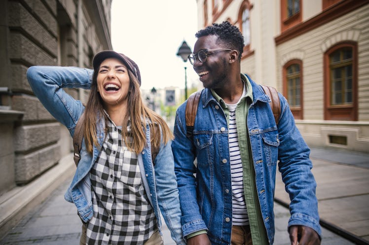 Funny dating quotes will give you a bag of jokes at your next date.