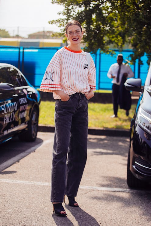 what to wear to a baseball game