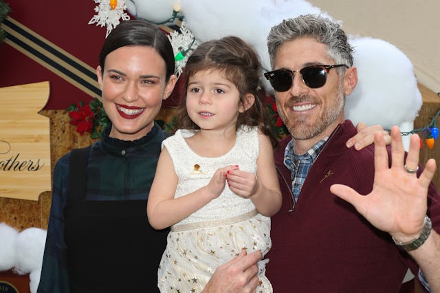 Actors Odette Annable (L) and Dave Annable (R) attend the the Brooks Brothers annual holiday celebra...