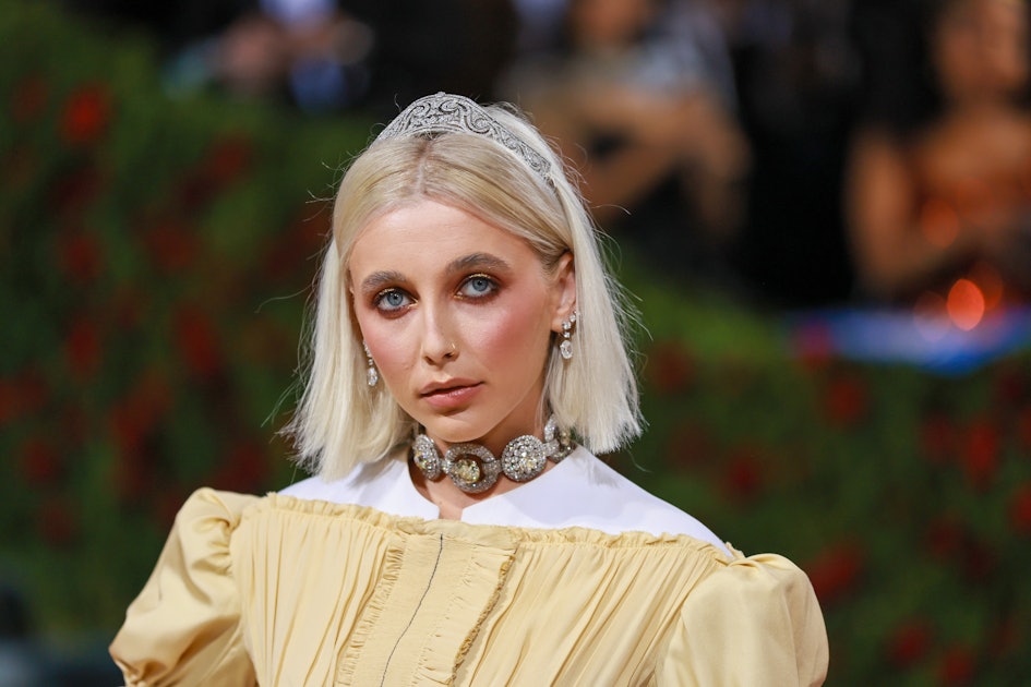 W Magazine on X: Emma Chamberlain is one of the first guests to
