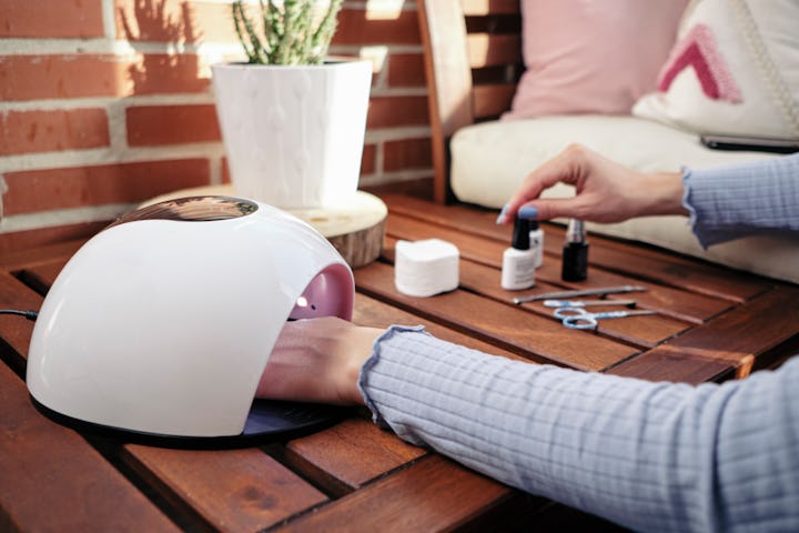 Is It Safe To Get Gel Nails While Breastfeeding? Experts Weigh In