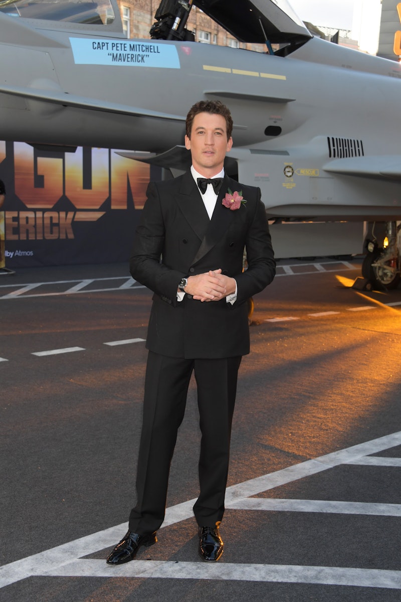 Top Gun: Maverick': Behind-the-Scenes Photos of Miles Teller, More