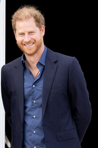 Prince Harry has a blue and purple aura, according to Mystic Michaela.