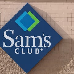 STREAMWOOD, IL - JANUARY 12:  A sign hangs outside a Sam's Club store on January 12, 2018 in Streamw...