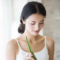 Using aloe vera for hair care purposes has never been easier. Here are the aloe vera benefits and ge...