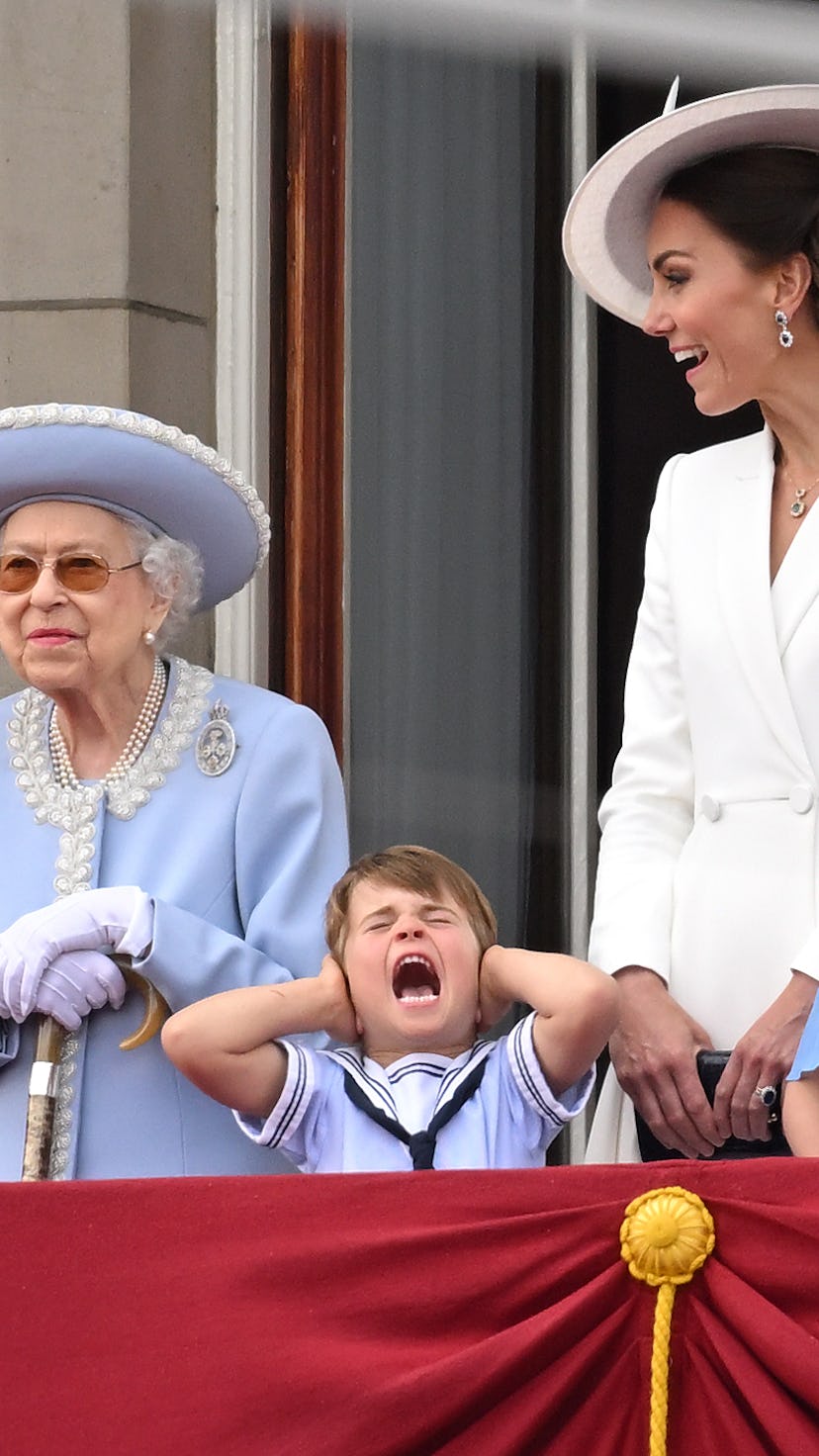 LONDON, ENGLAND - JUNE 02: (L-R) Queen Elizabeth II, Prince Louis, Catherine, Duchess of Cambridge, ...