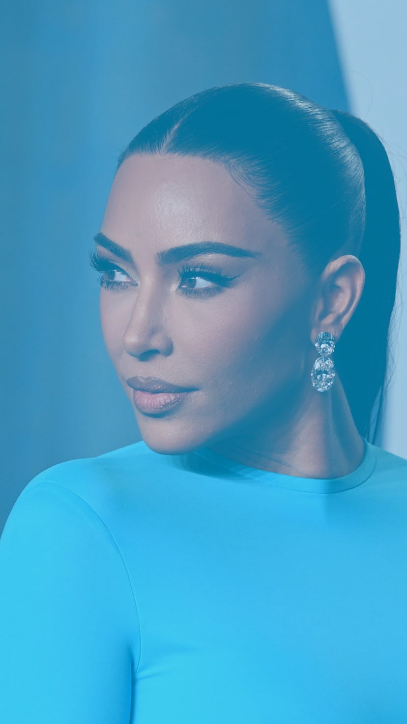 BEVERLY HILLS, CALIFORNIA - MARCH 27: Kim Kardashian attends 2022 Vanity Fair Oscar Party Hosted By ...