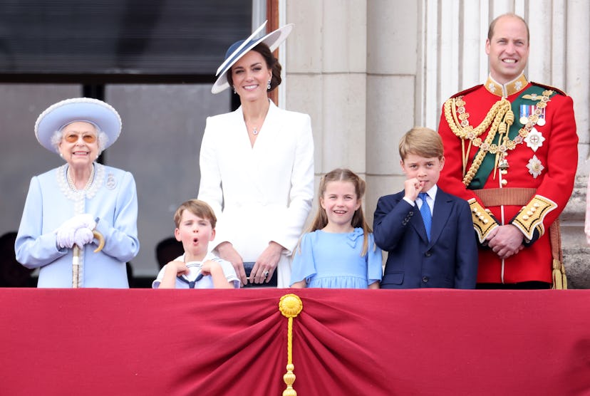 LONDON, ENGLAND - JUNE 02: (L-R) Queen Elizabeth II, Prince Louis of Cambridge, Catherine, Duchess o...