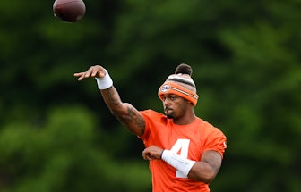 BEREA, OH - JUNE 14: Deshaun Watson #4 of the Cleveland Browns throws a pass during the Cleveland Br...