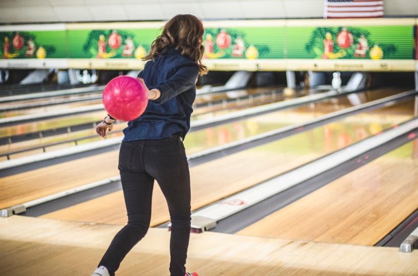 woman bowling, can you bowl while pregnant