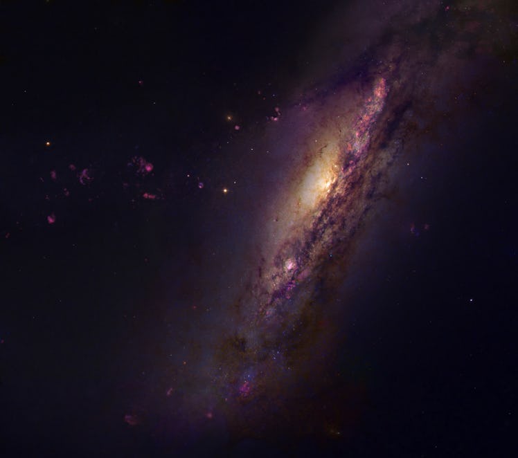 image of a large spiral galaxy with its side facing us