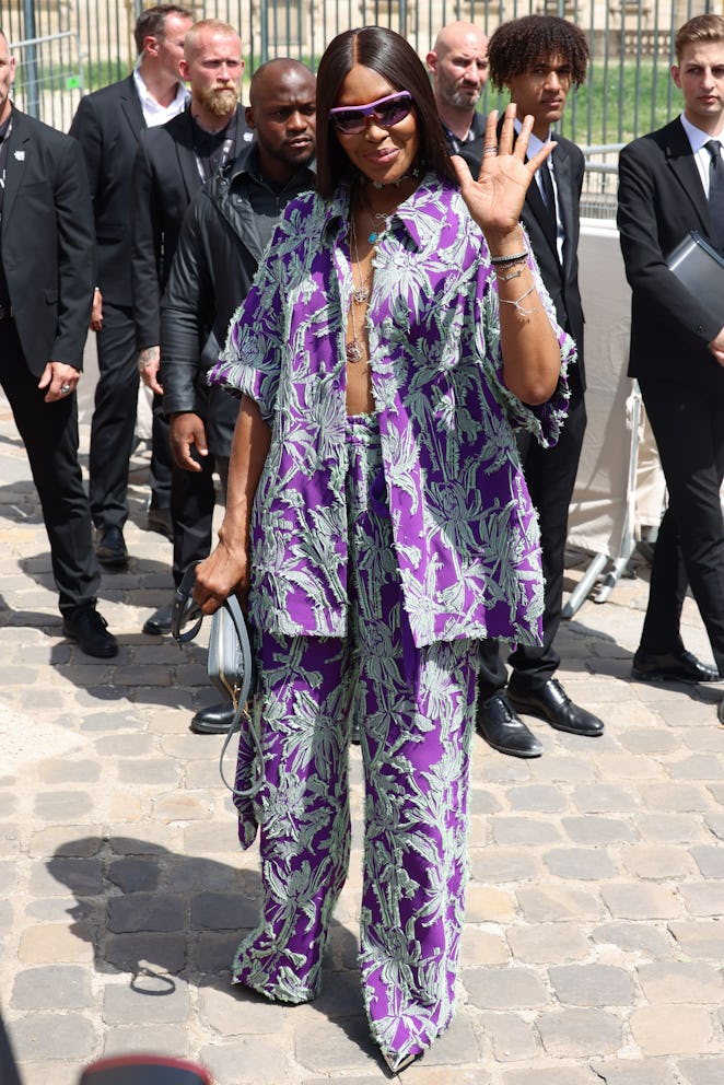 PARIS, FRANCE - JUNE 23: Naomi Campbell attends the Louis Vuitton Menswear Spring Summer 2023 show a...