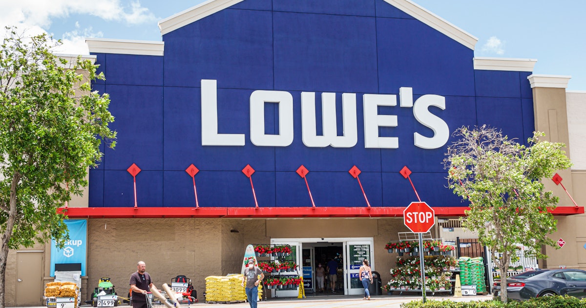 Is Lowe's Open On The Fourth Of July 2023? Their Store Hours Are As Follows