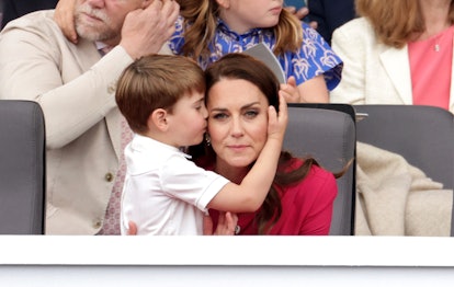 Prince Louis loves his mom.