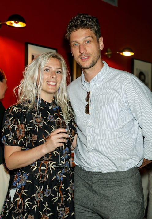 Sara Pascoe is married to Steen Raskopoulos. 