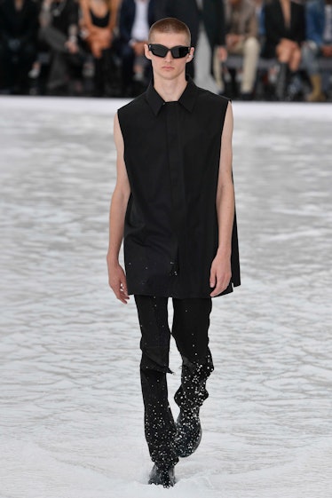Spring-Summer 2023 Show - Look 17 - Men - Ready-to-Wear