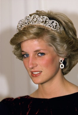 Diana, Princess of Wales wears the Spencer tiara to a banquet in Canberra, Australia 