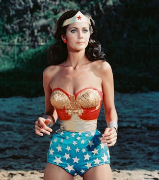 Lynda Carter, US actress, in costume in a publicity still issue for the US television series, 'Wonde...