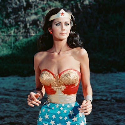 Lynda Carter, US actress, in costume in a publicity still issue for the US television series, 'Wonde...
