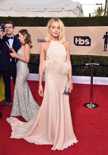 Margot Robbie attends the 24th Annual Screen Actors Guild Awards