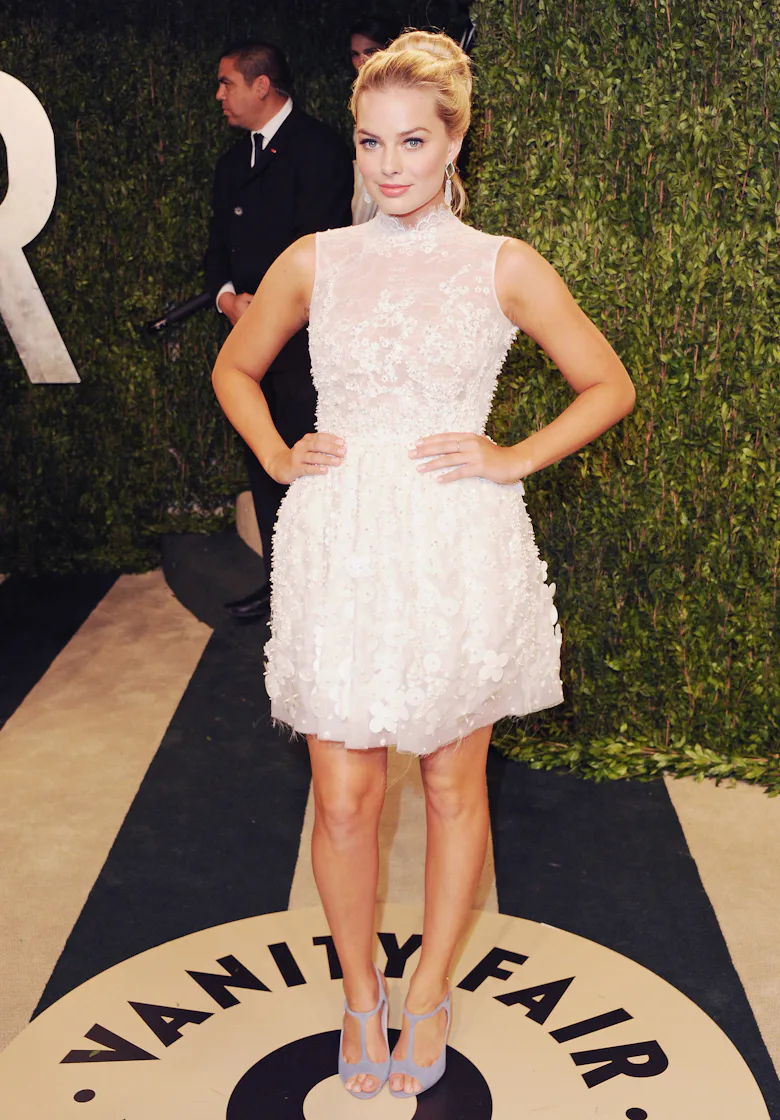 Margot Robbie arrives at the 2013 Vanity Fair Oscar Party