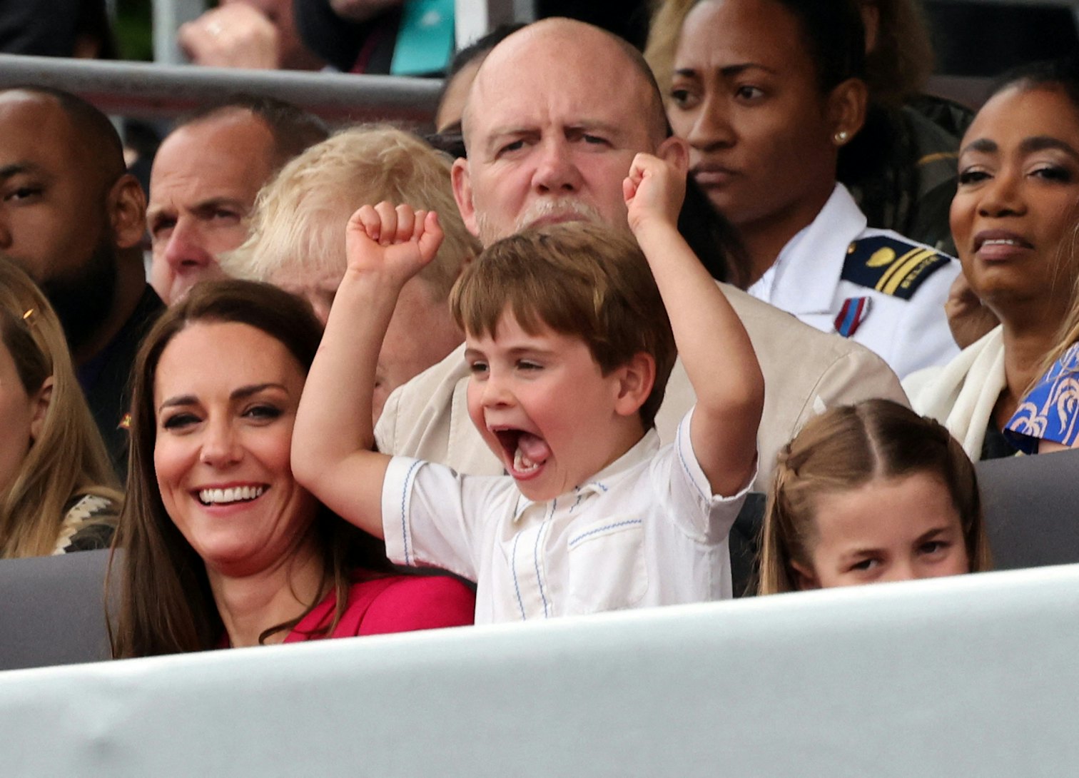 Photos Of Prince Louis' Faces During The Queen's Jubilee Are Pure Gold
